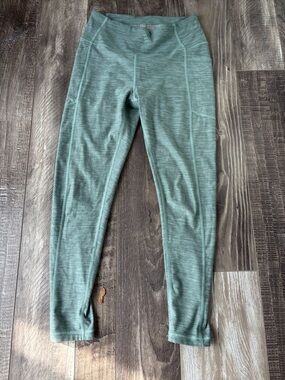 Victoria's Secret green Performance Leggings with pockets
